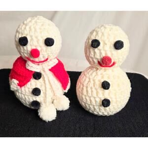 Pair of Crochet Covered Styrofoam Snowmen Decor Shelf Sitters